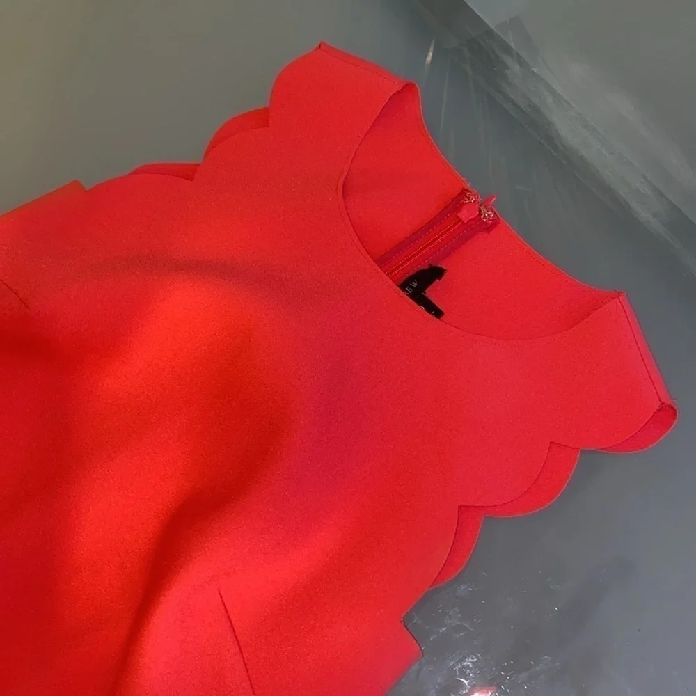 J Crew Dress J. Crew Red Scalloped Sleeveless Dress Like NEW Size 00